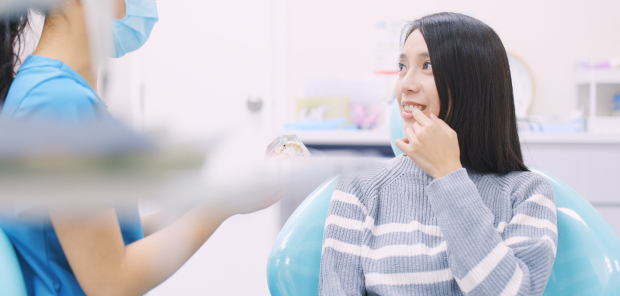 若い方の入れ歯について