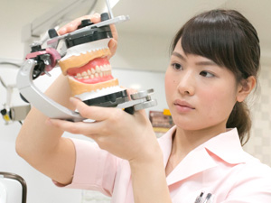 部分入れ歯の利点は?(40代女性)