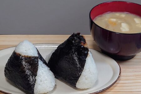 総入れ歯の仮歯でも食べられる?おにぎりが食べられるようになるまで③